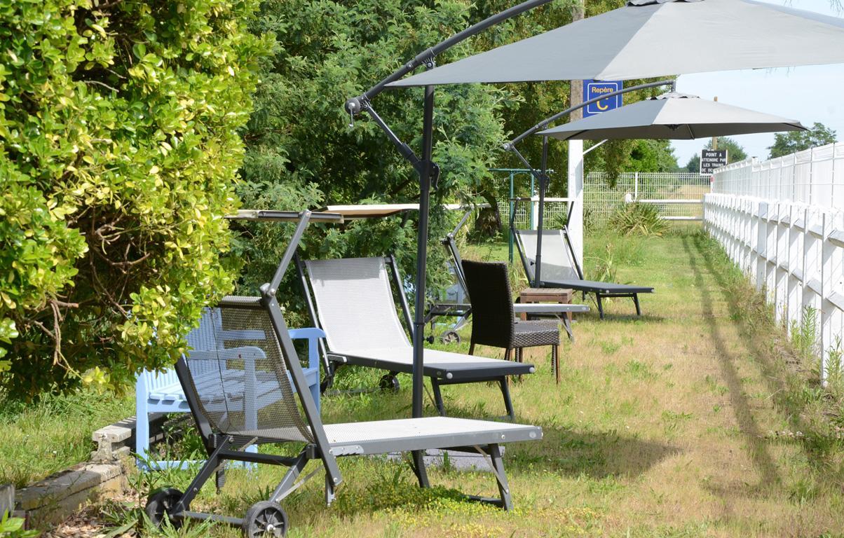 Bed and Breakfast Avenue de la Gare Riscle Exterior foto
